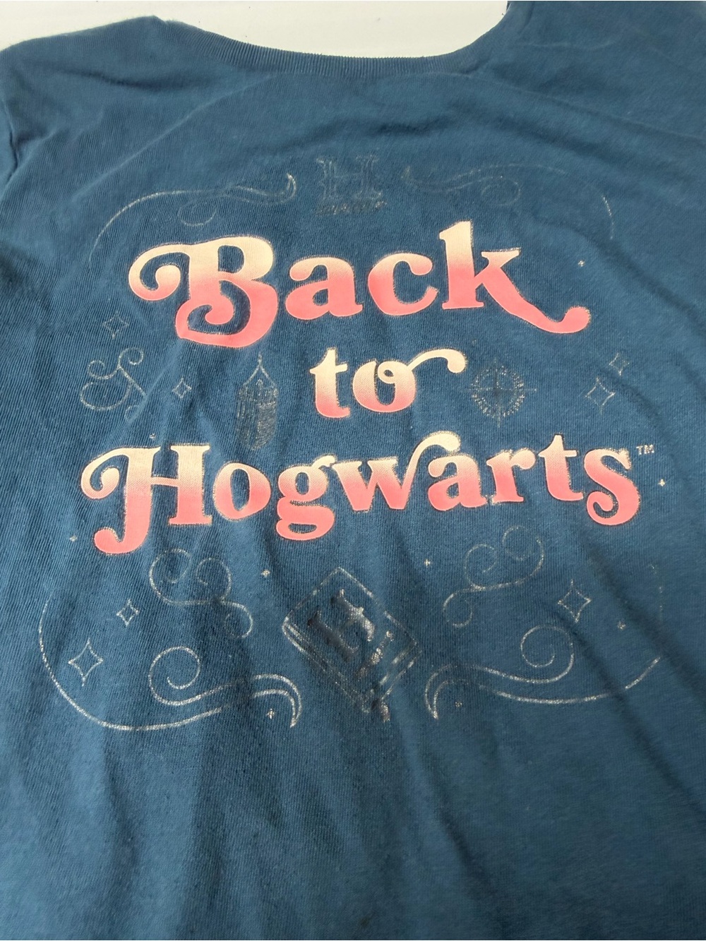 Harry Potter Hogwarts Shirt - Picture 2 of 2